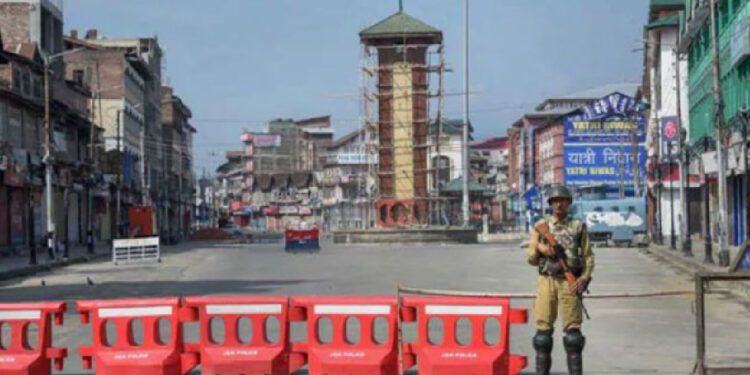 2 Teachers Killed By Terrorists in Srinagar 3 Days After Serial Attacks
